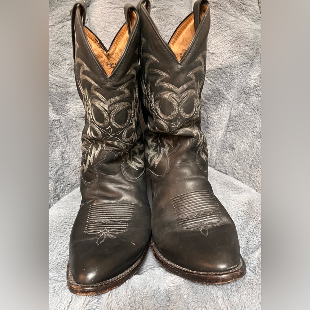 Men’s Tony Lama Black Western Cowboy Boots with Decorative Stitching
